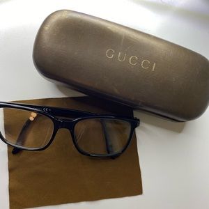 Gucci eye glasses